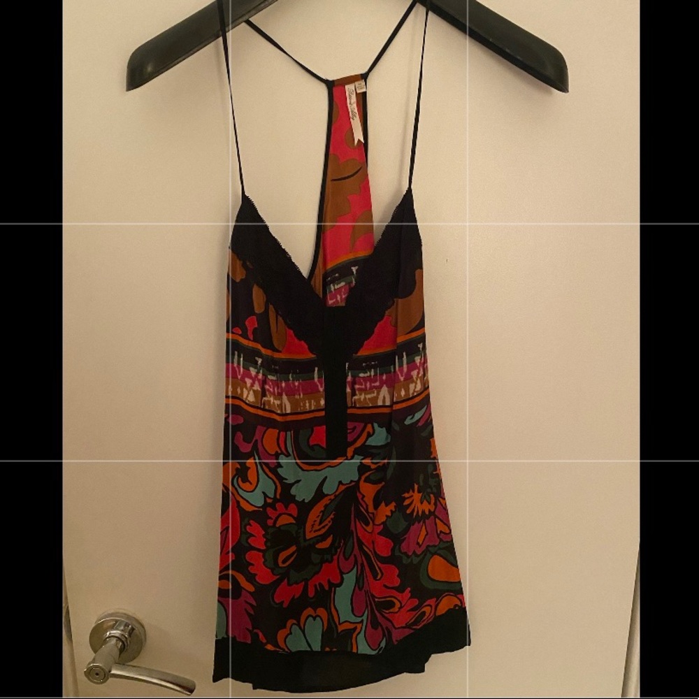 PETTICOAT ALLEY Tank